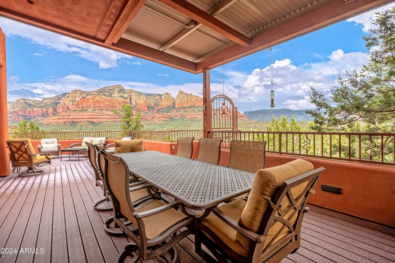 Vista — covered deck with red rock panorama, Sedona